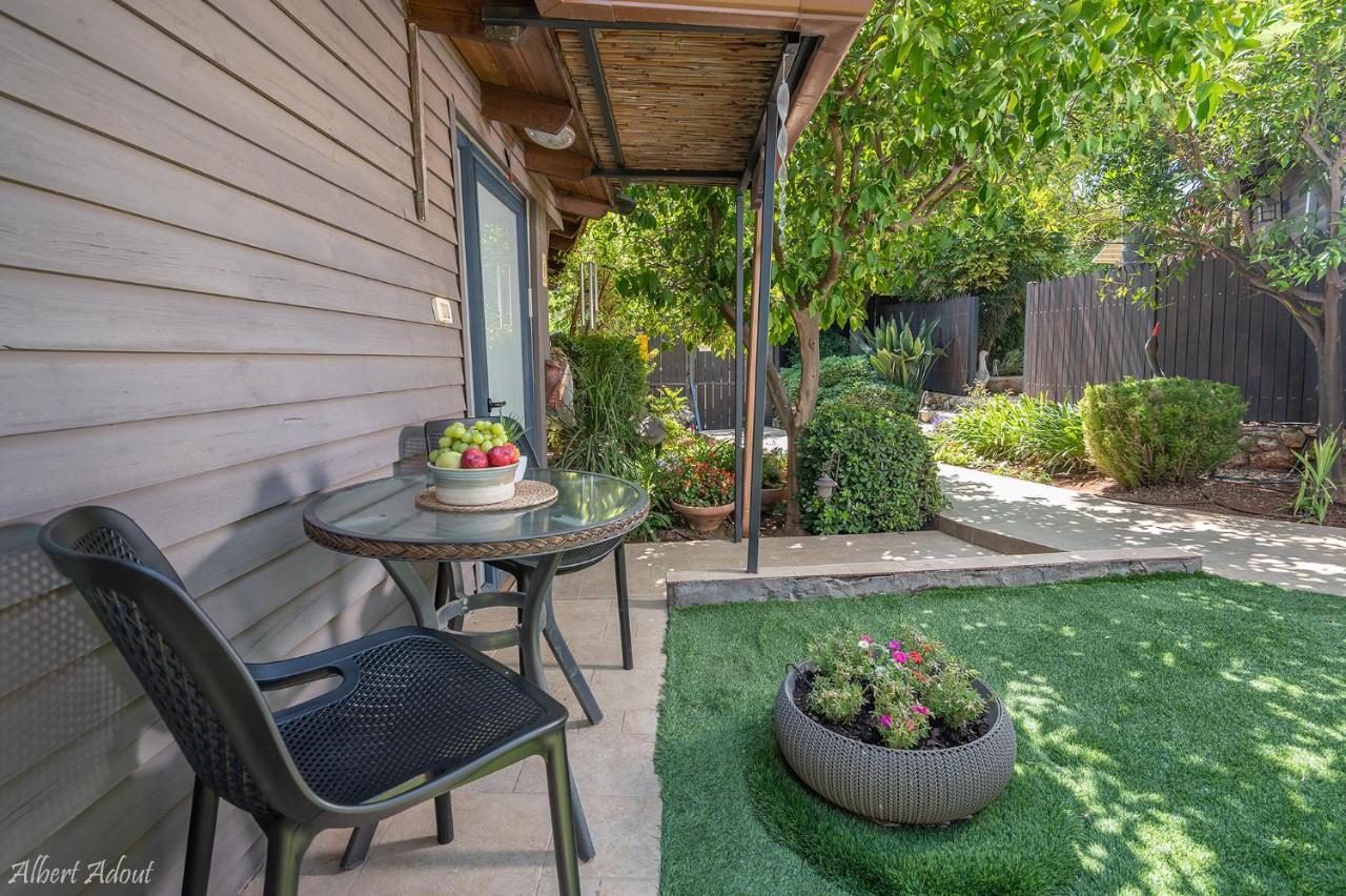 Talia Cabin Guest & Spa Rosh Pinna Exterior photo