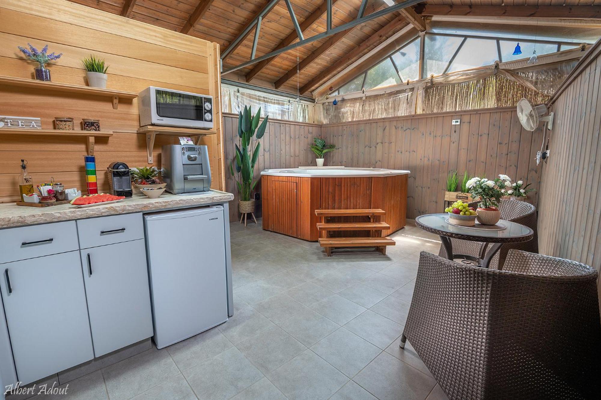 Talia Cabin Guest & Spa Rosh Pinna Exterior photo